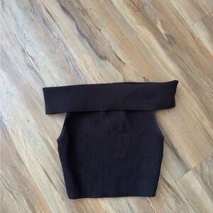 Aritzia Brown Ribbed Off-Shoulder Crop Top